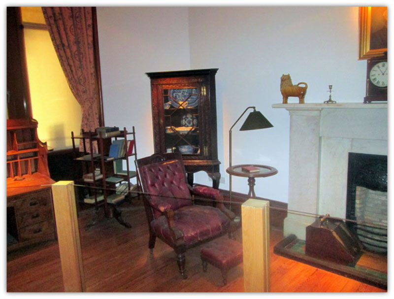 Corner Unit